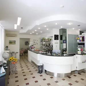 https://hotel-tosi.emilia-romagnahotels.net