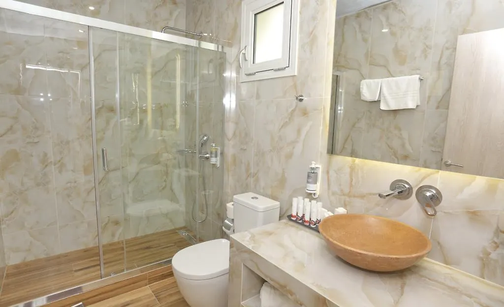 Alia Palace Hotel & Villas Pefkochori 5*,  Grecia